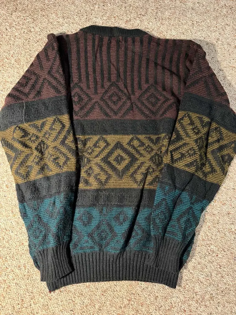 Vintage Campus Men's Geometric Knit Sweater with Leather‎ Patches Size XL